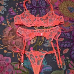 Sheer Floral Lace 3-Piece Lingerie Set in Coral
